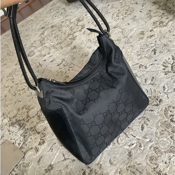 Authentic GUCCI GG canvas shoulder bag π·π·π· - Picture 13 of 15